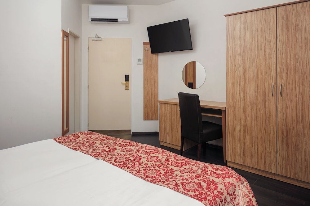 STANDARD, DOUBLE OR TWIN BED