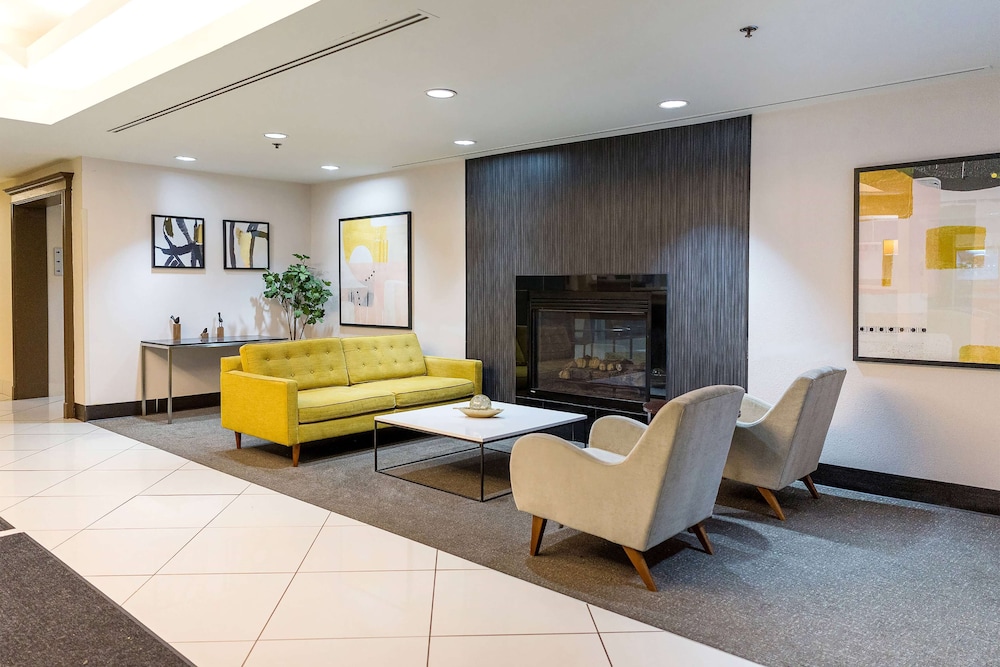 Elimwood Hotel, A Ramada by Wyndham 42/64
