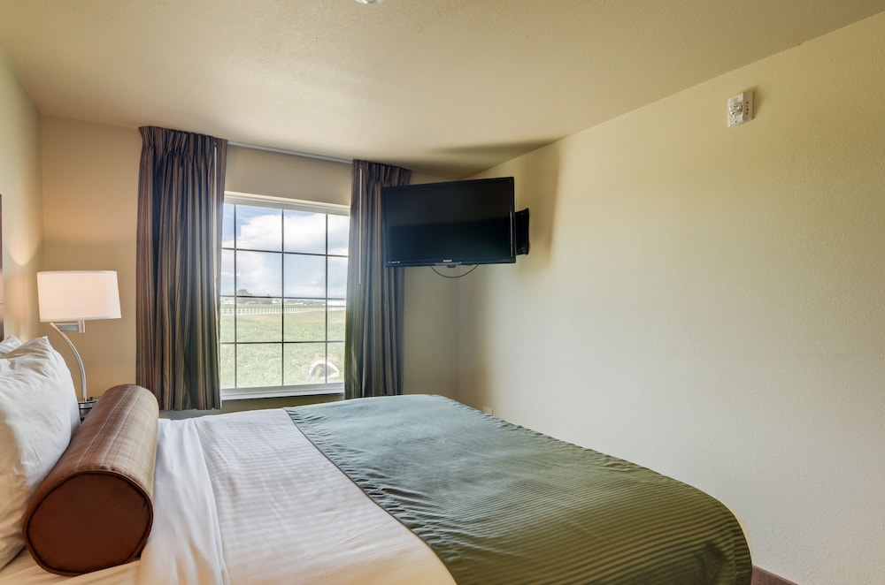 Cobblestone Inn Suites Eaton Co 11/72