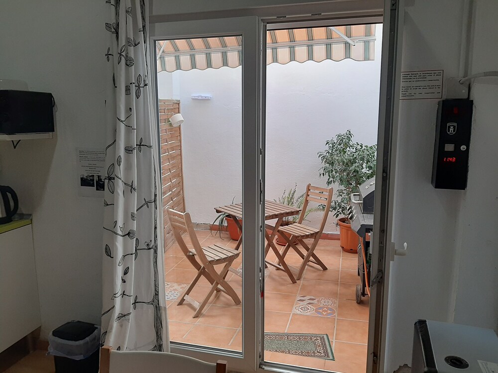 Rafaela Guest House 25/50