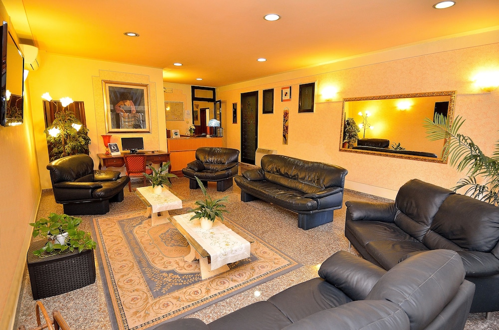 Hotel Amba Alagi 15/26