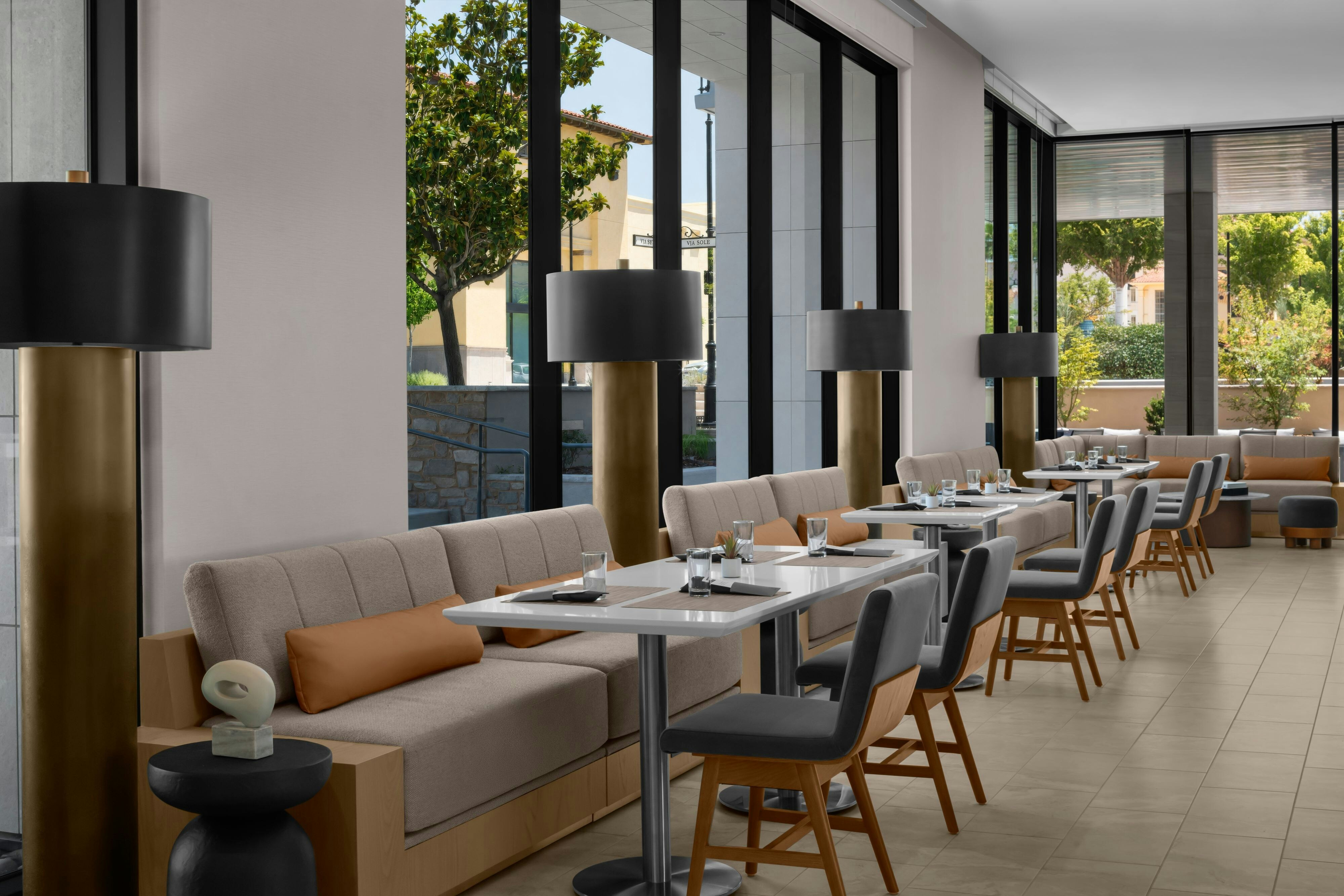 AC Hotels by Marriott Sacramento Folsom 14/25
