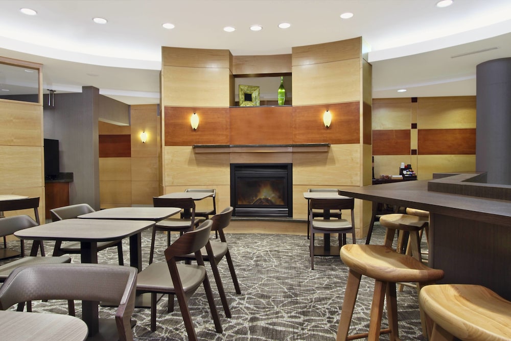 Springhill Suites Phoenix Glendale Sports And Entertainment District 32/36