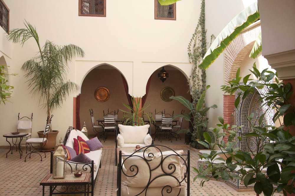 RIAD PETIT KARMELA 4/46
