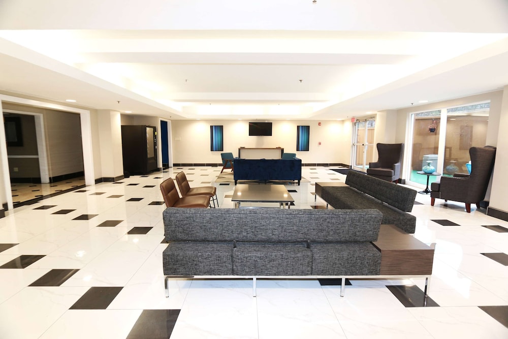 Baymont by Wyndham Lithia Springs Atlanta 24/28