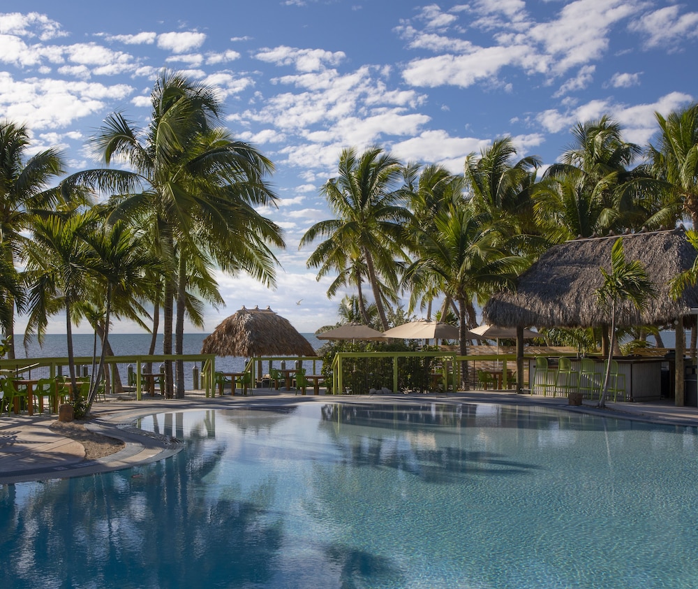La Siesta Resort & Villas 5/82