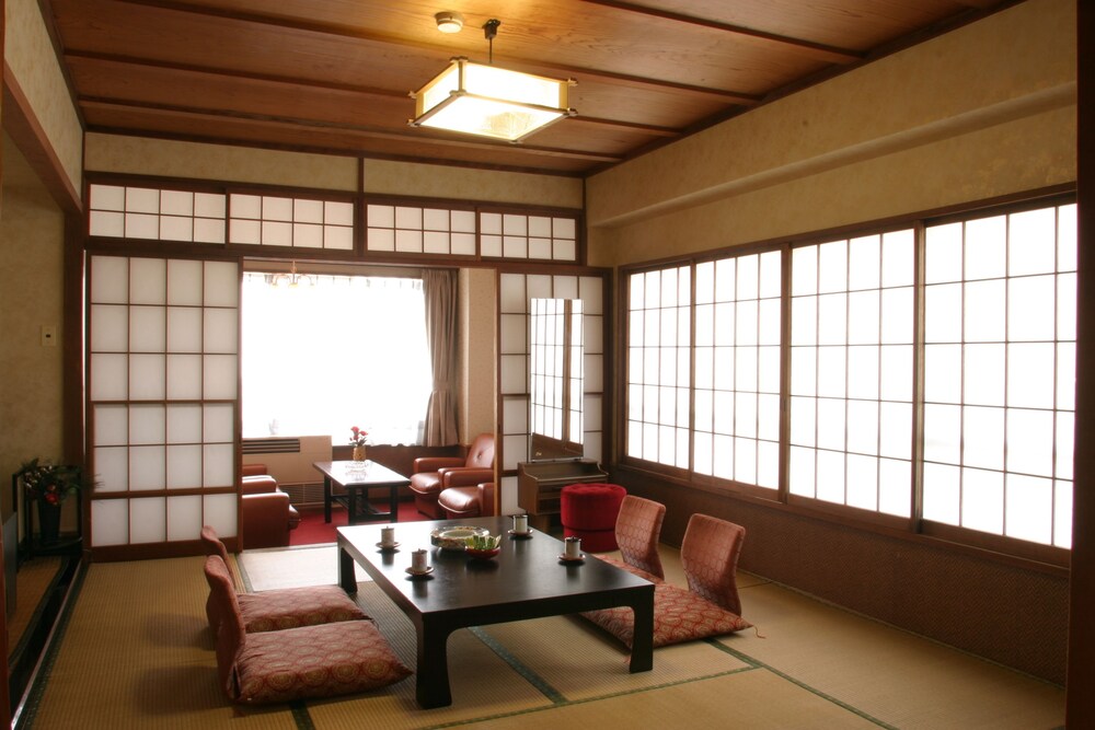 Hotel Shiraiwa 17/20