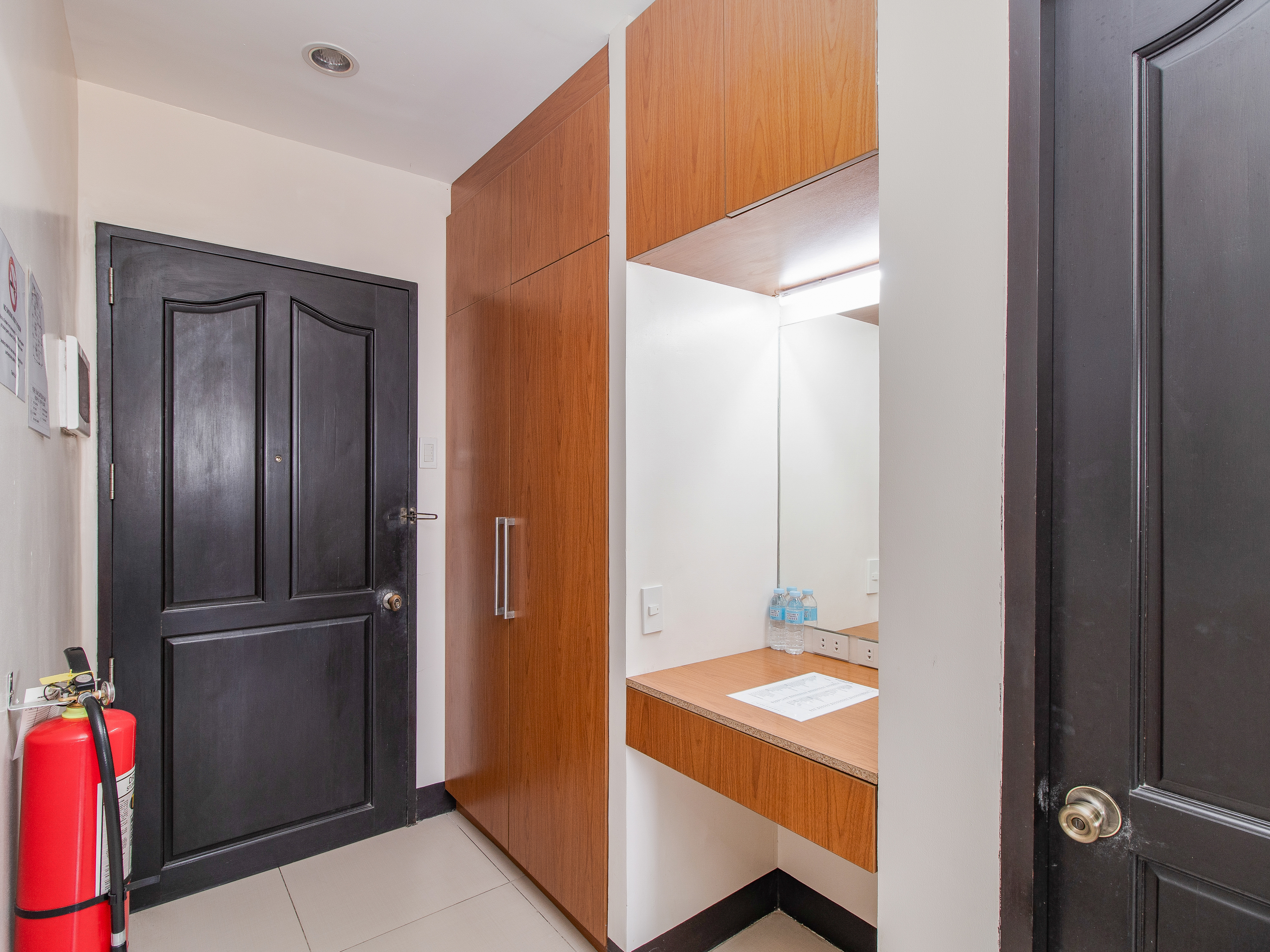 غرفة بسرير كوين، Main Hotel And Suites 8/10