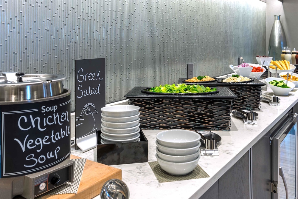 Homewood Suites By Hilton Boston Logan Airport Chelsea 54/67