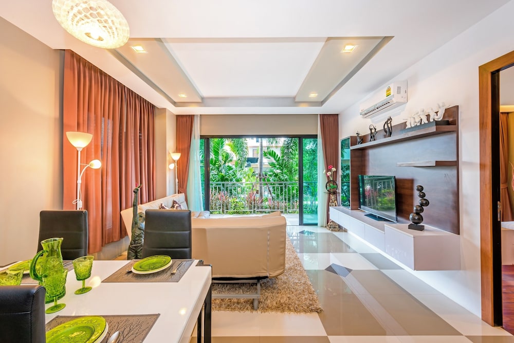 Chalong Miracle Lakeview Resort & Spa 75/100