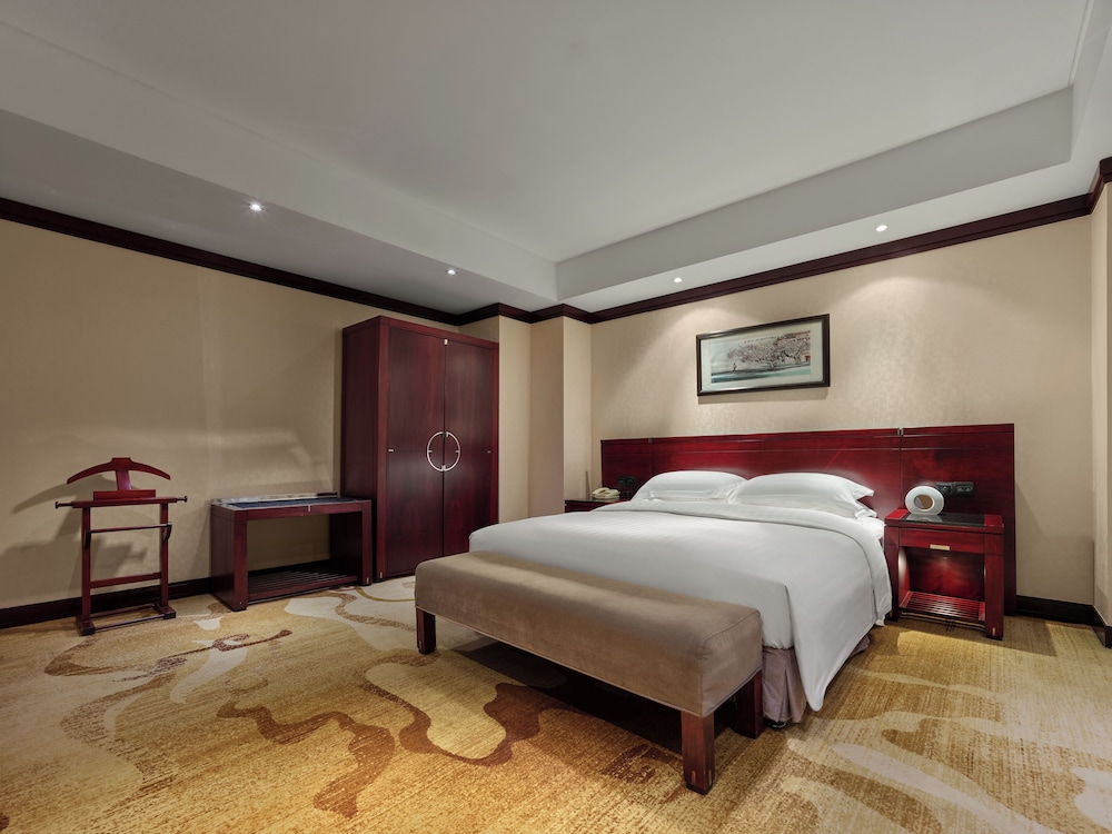 Poly Plaza Hotel Beijing 17/56