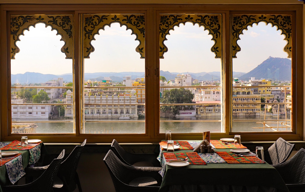 Mewar Haveli 47/57