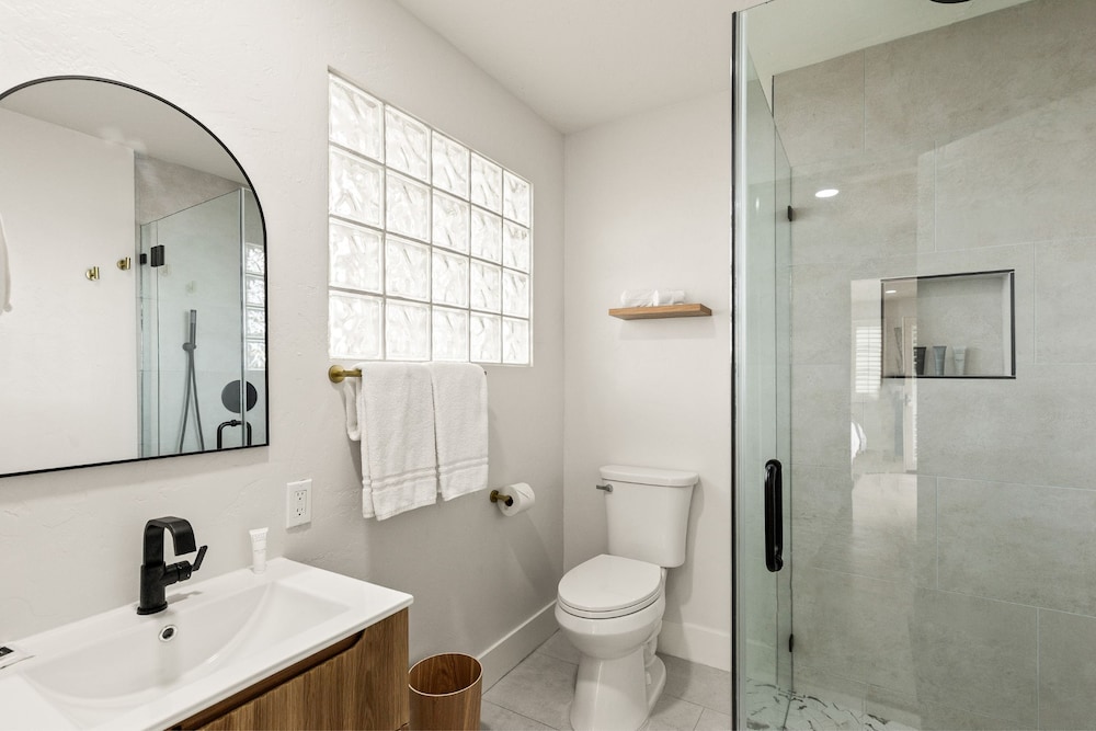 Casa Oliver Hotel & Resort - A Gay Mens Resort 45/50