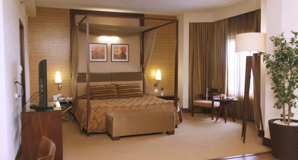 The Retreat Hotel And Convention Centre 29/50