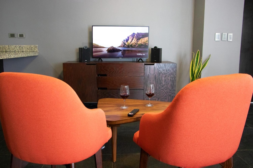 SOLE Suites by GuruHotel 19/25