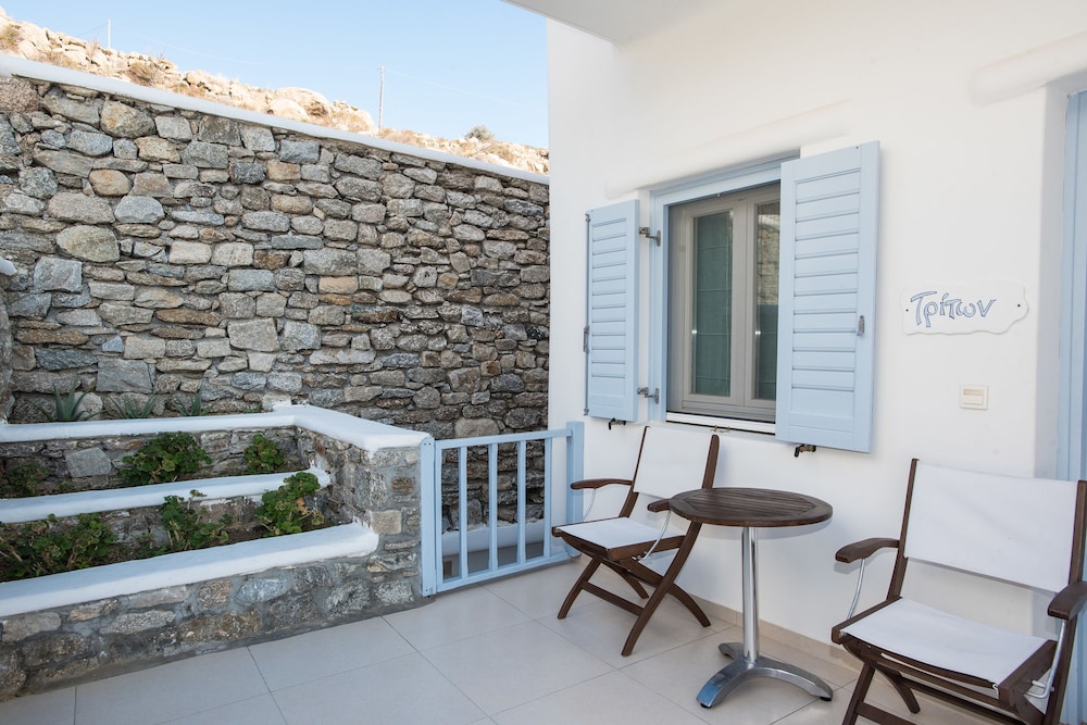 Villa Nireas 48/67