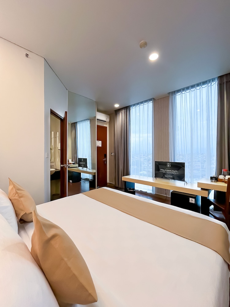 Hotel 88 Embong Malang 20/58