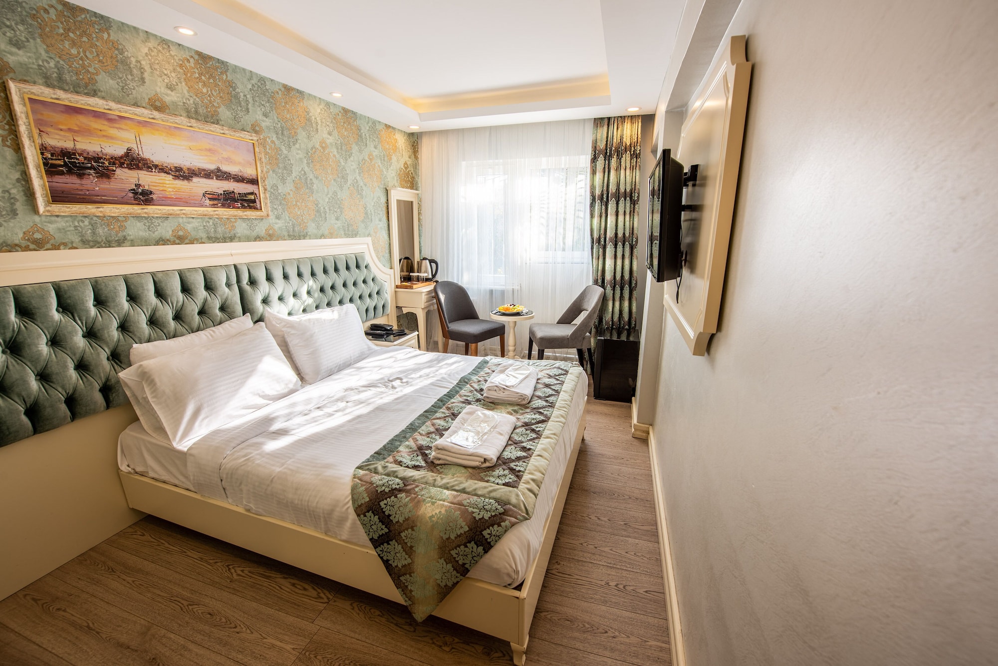 ECONOMY, DOUBLE BED