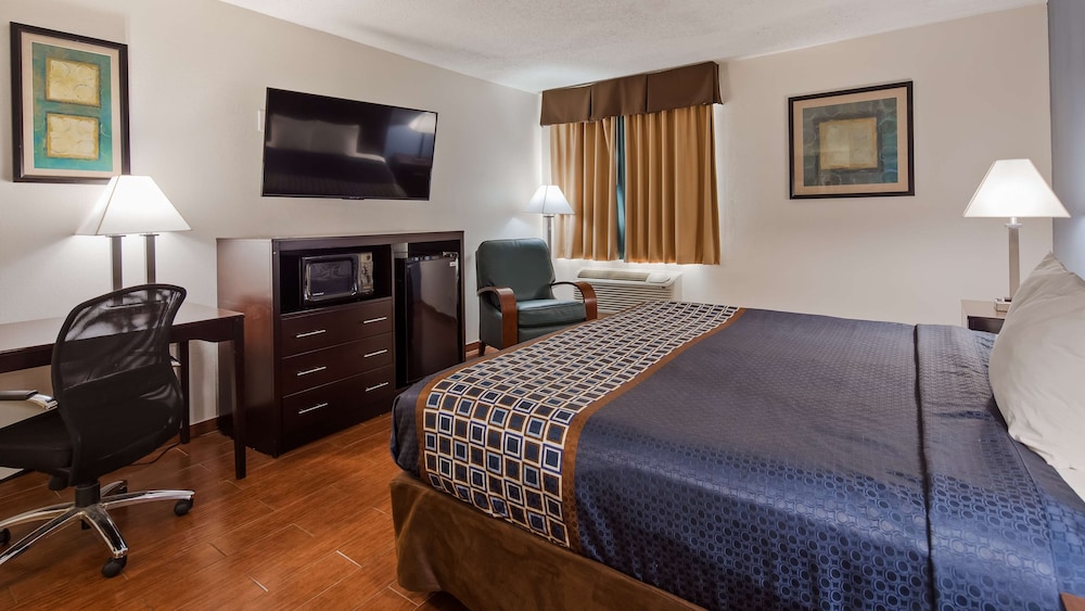 SureStay Plus By Best Western Lubbock Medical Center 21/42