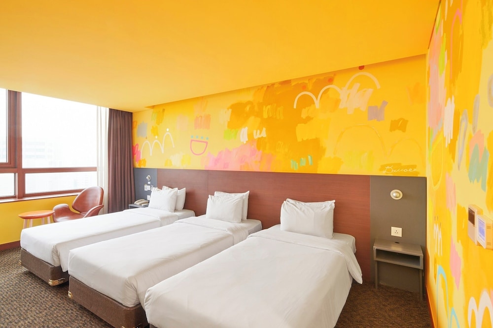 Dive In, Darae Jeon, Art Stay, Triple, 3 Beds