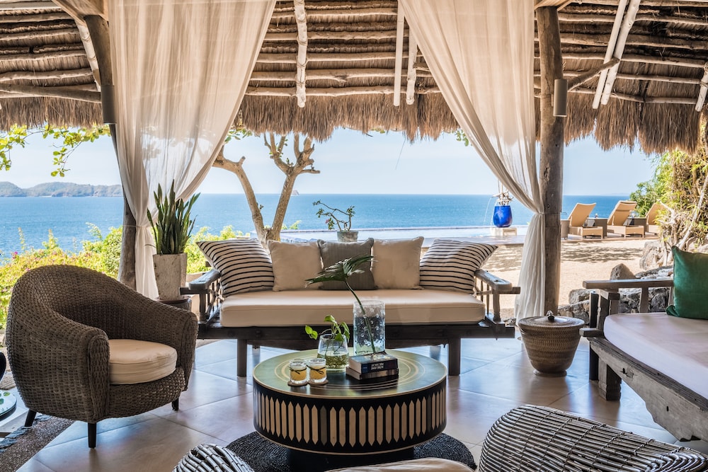 Vivere Azure Hotel 53/79