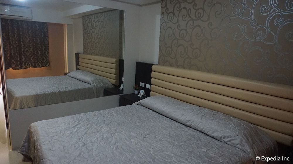 Score Birds Hotel 15/62