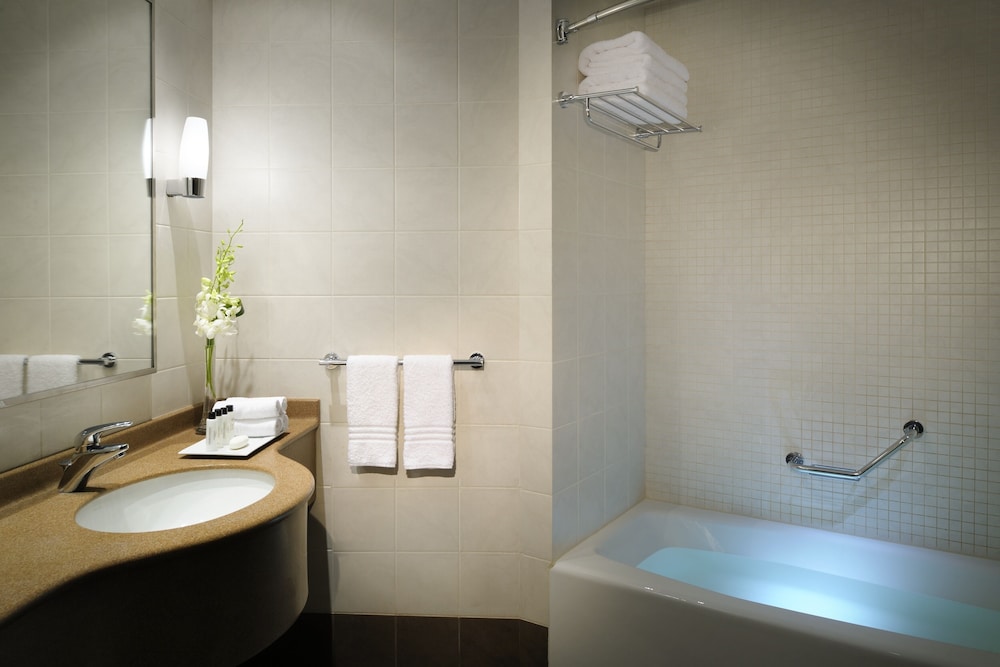 Marriott Executive Apartments Riyadh Convention Center 7/28