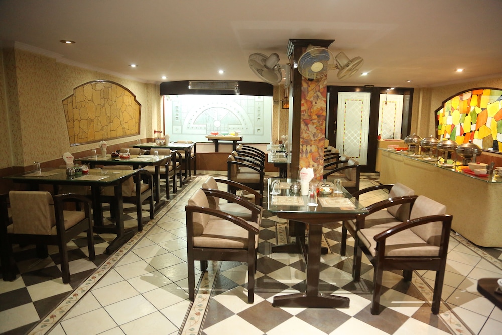Hotel Jyoti 42/49