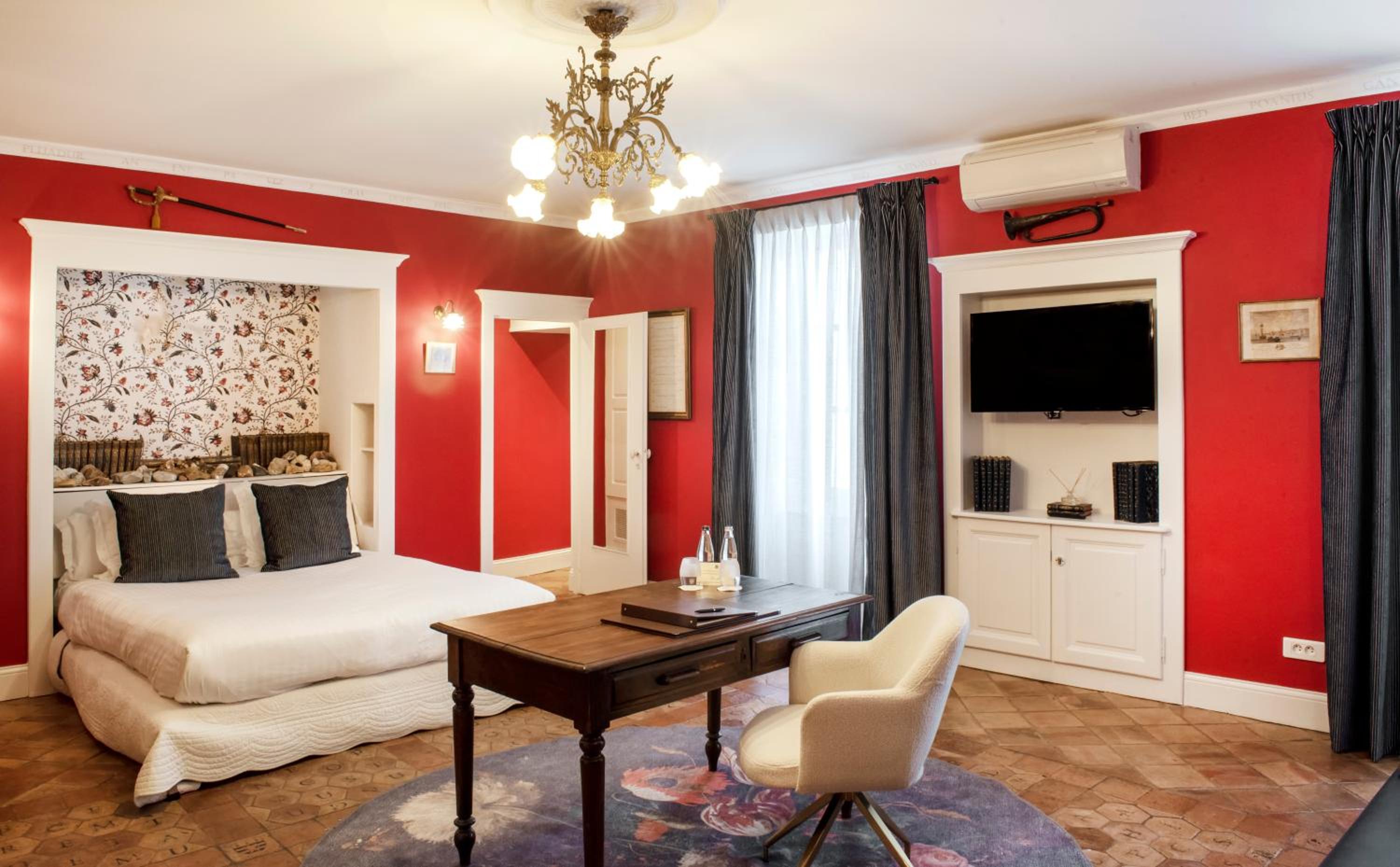 Private, Junior Suite, House