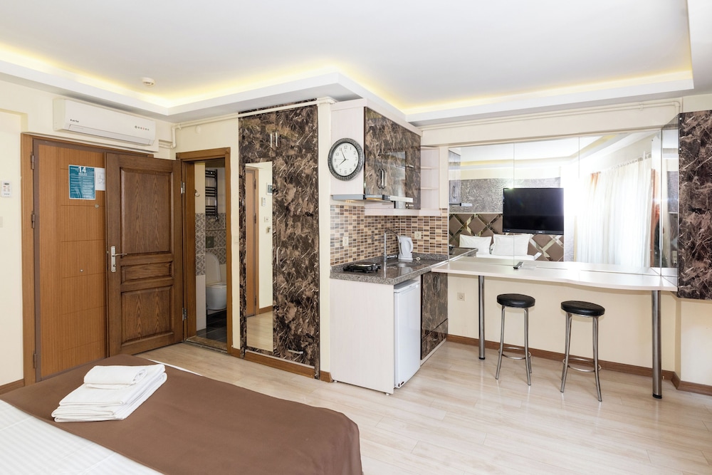 Terra Suites 12/60