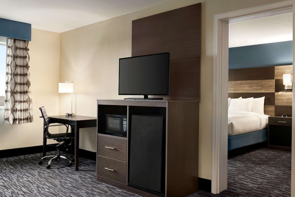 Americinn By Wyndham Dodgeville 39/43