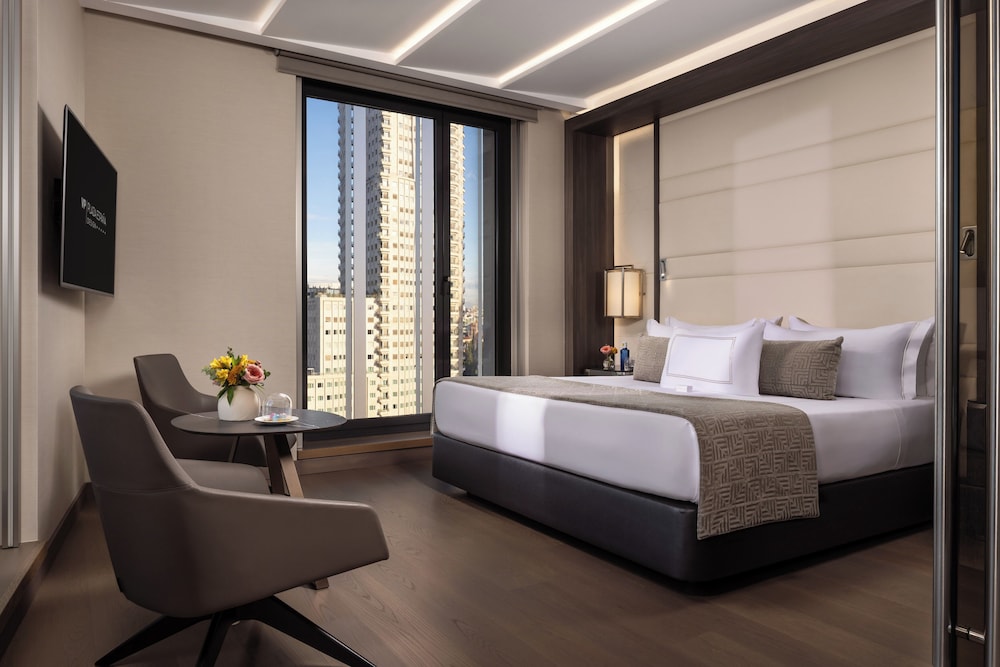 Junior Suite, King Bed, City View, Sofa