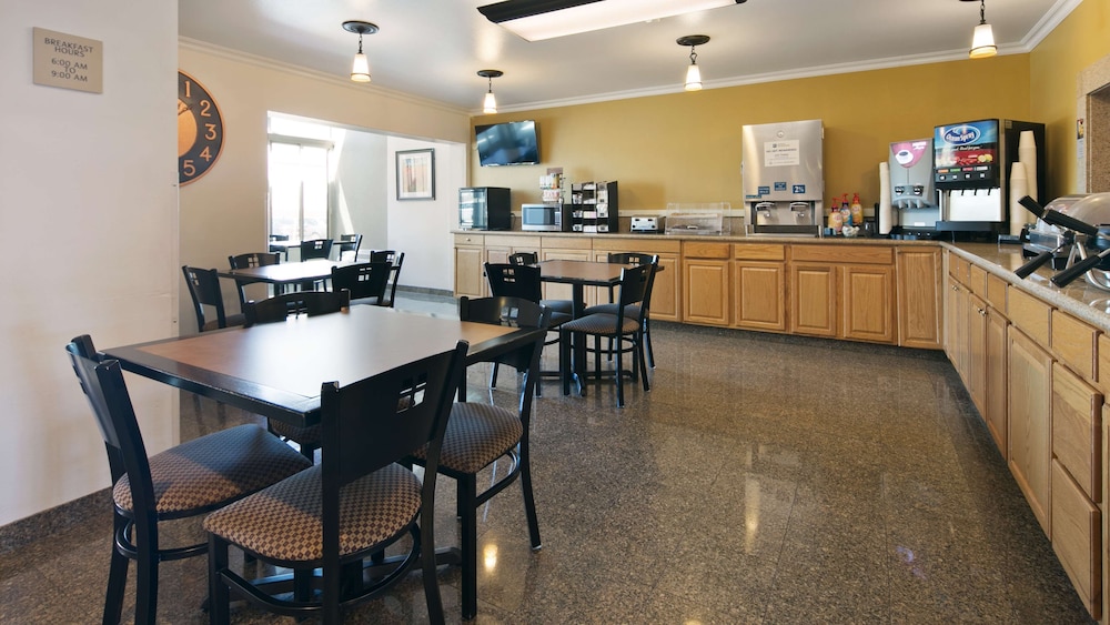 Best Western Chieftain Inn 26/34