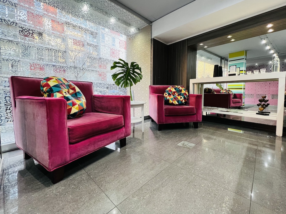 Ian Hotel (ex Howard Johnson Palermo) 7/54