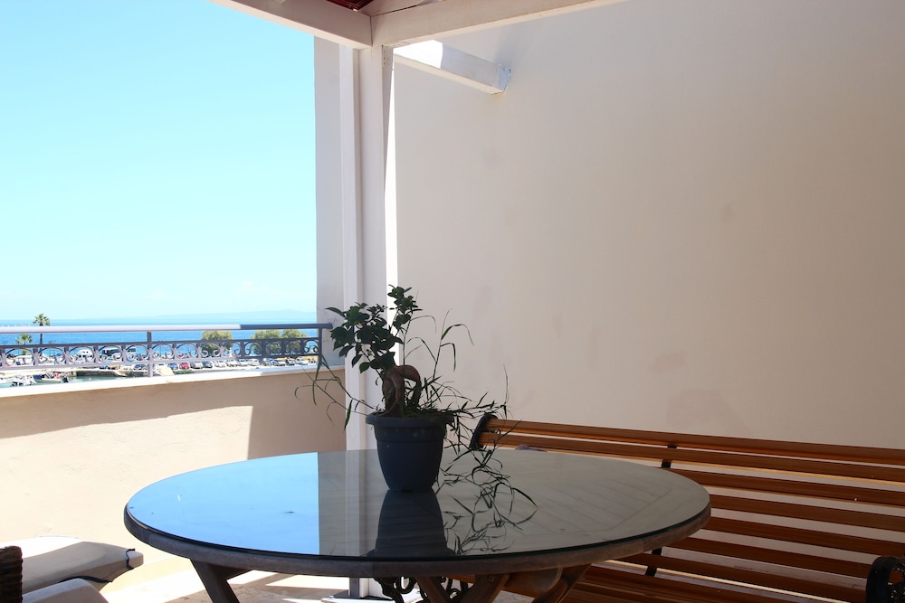 Dali Luxury Rooms 43/50