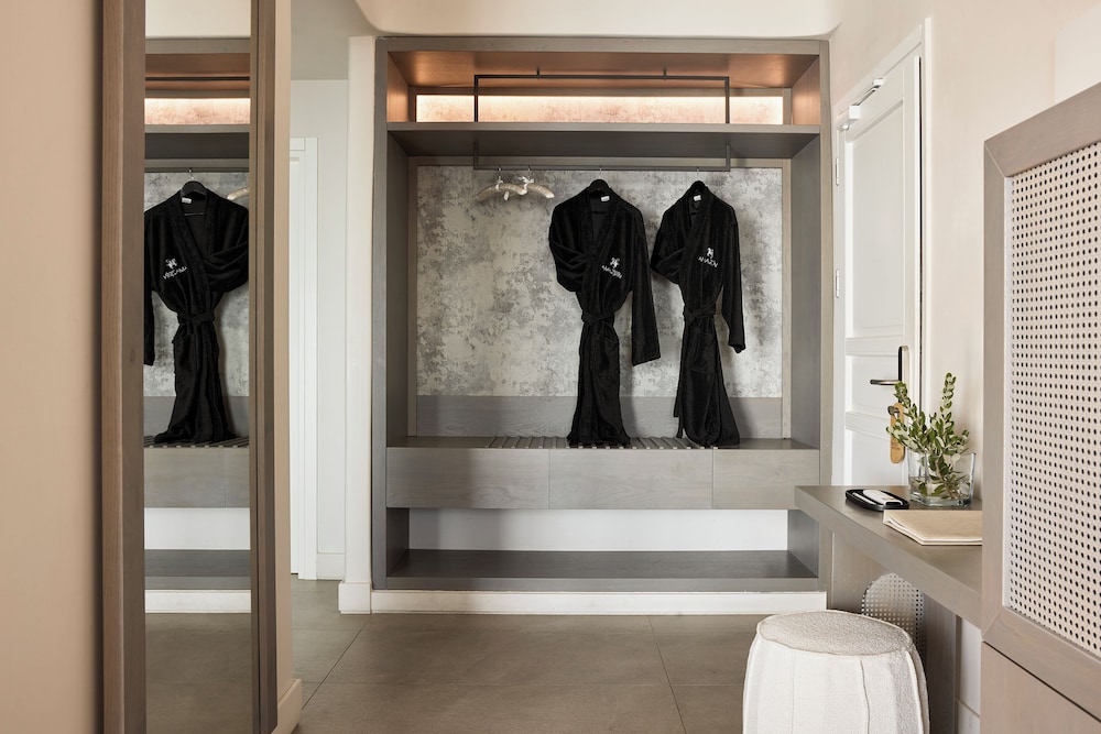 Amazon Mykonos Resort And Spa 6/46