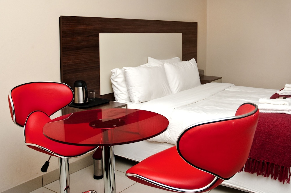Eagle Nest Luxury Accommodation 21/37