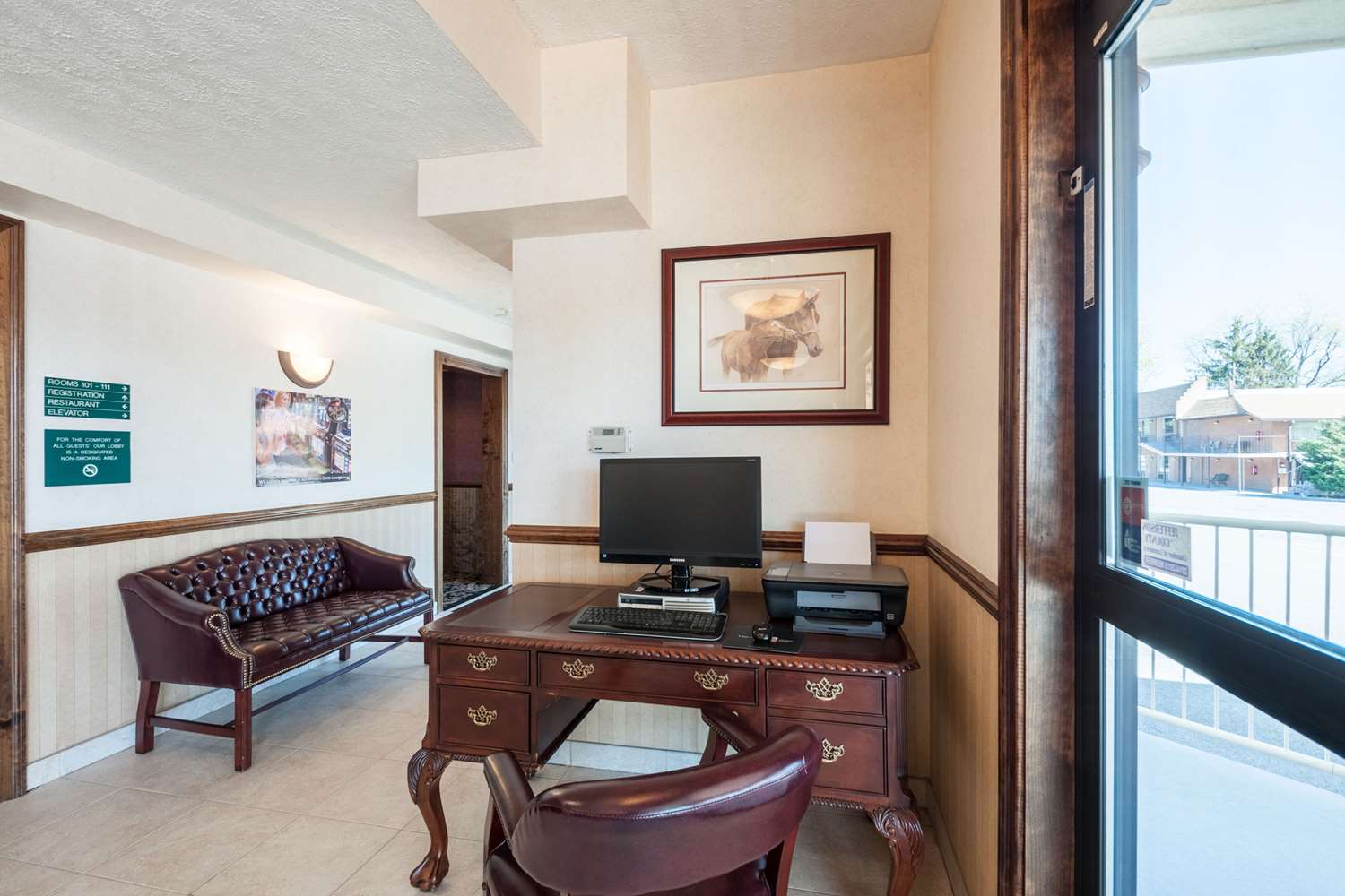 Rodeway Inn and Suites Charles Town WV 40/45