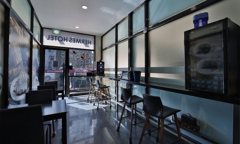 Hermes Hotel 43/56