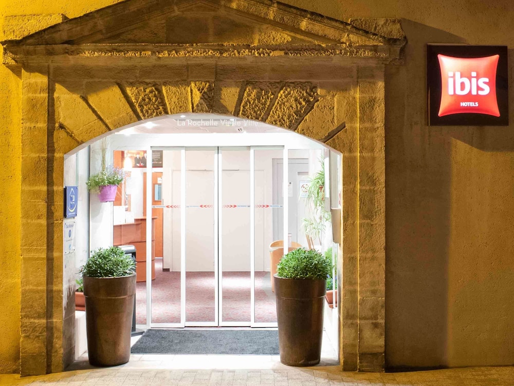 Ibis La Rochelle Centre Historique Hotel 3/56