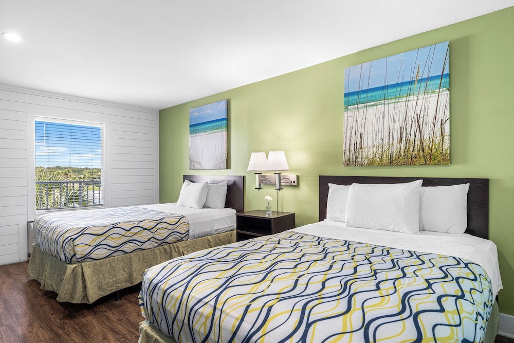 DELUXE, 2 DOUBLE BEDS, BEACH FRONT, OCEAN VIEW