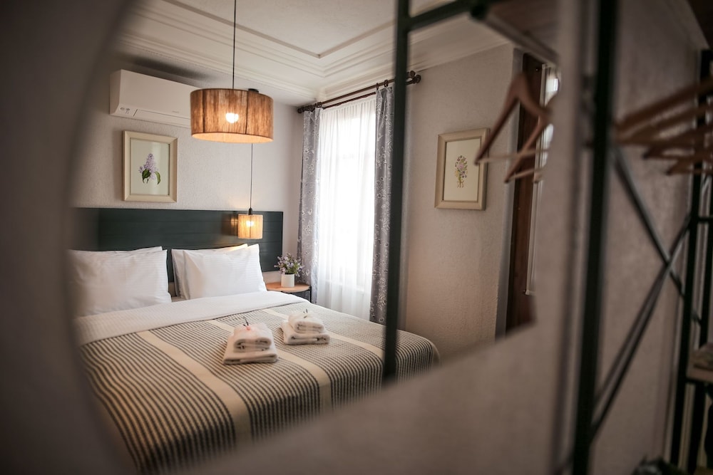 Ayvalik Palacitta Guesthouse 9/22