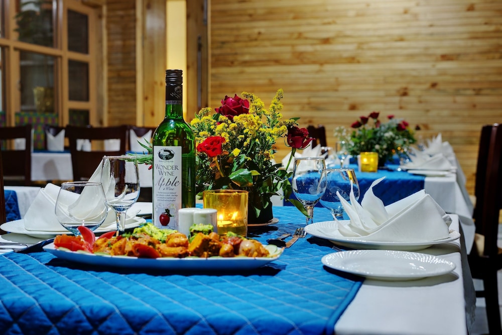 The Manali Inn 60/74