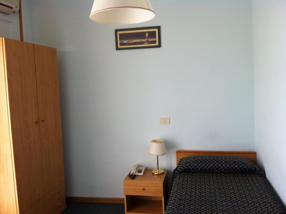 La Vela Hotel 56/57