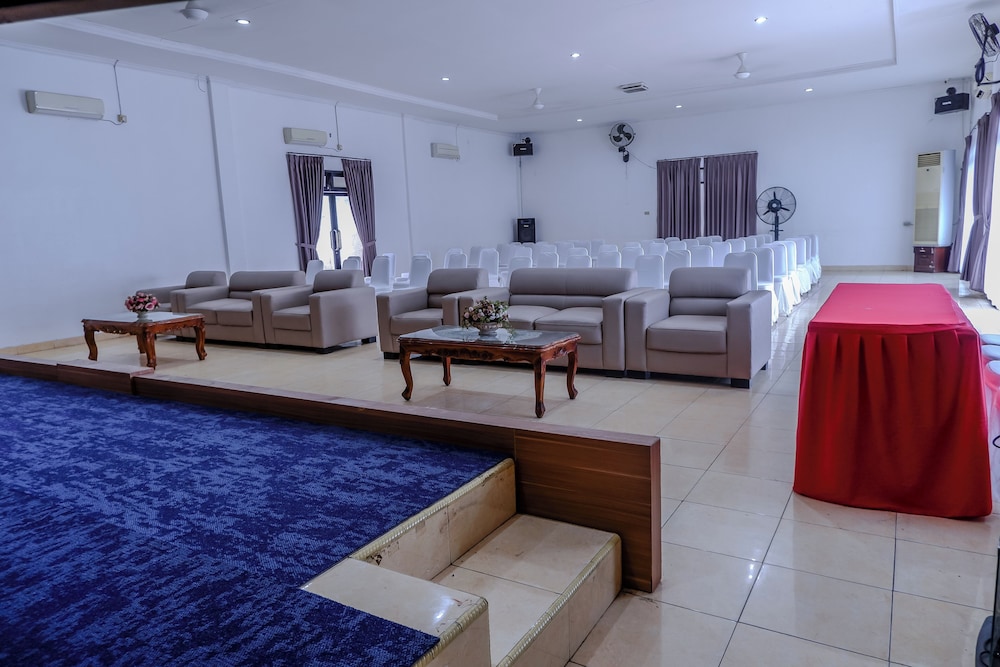 Hotel Hakmaz Taba Syariah Lubuk Linggau 34/49