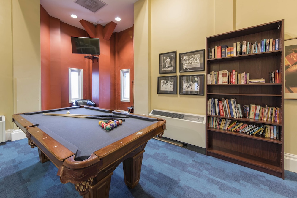 Marriott Vacation Club Pulse at Custom House, Boston 20/45