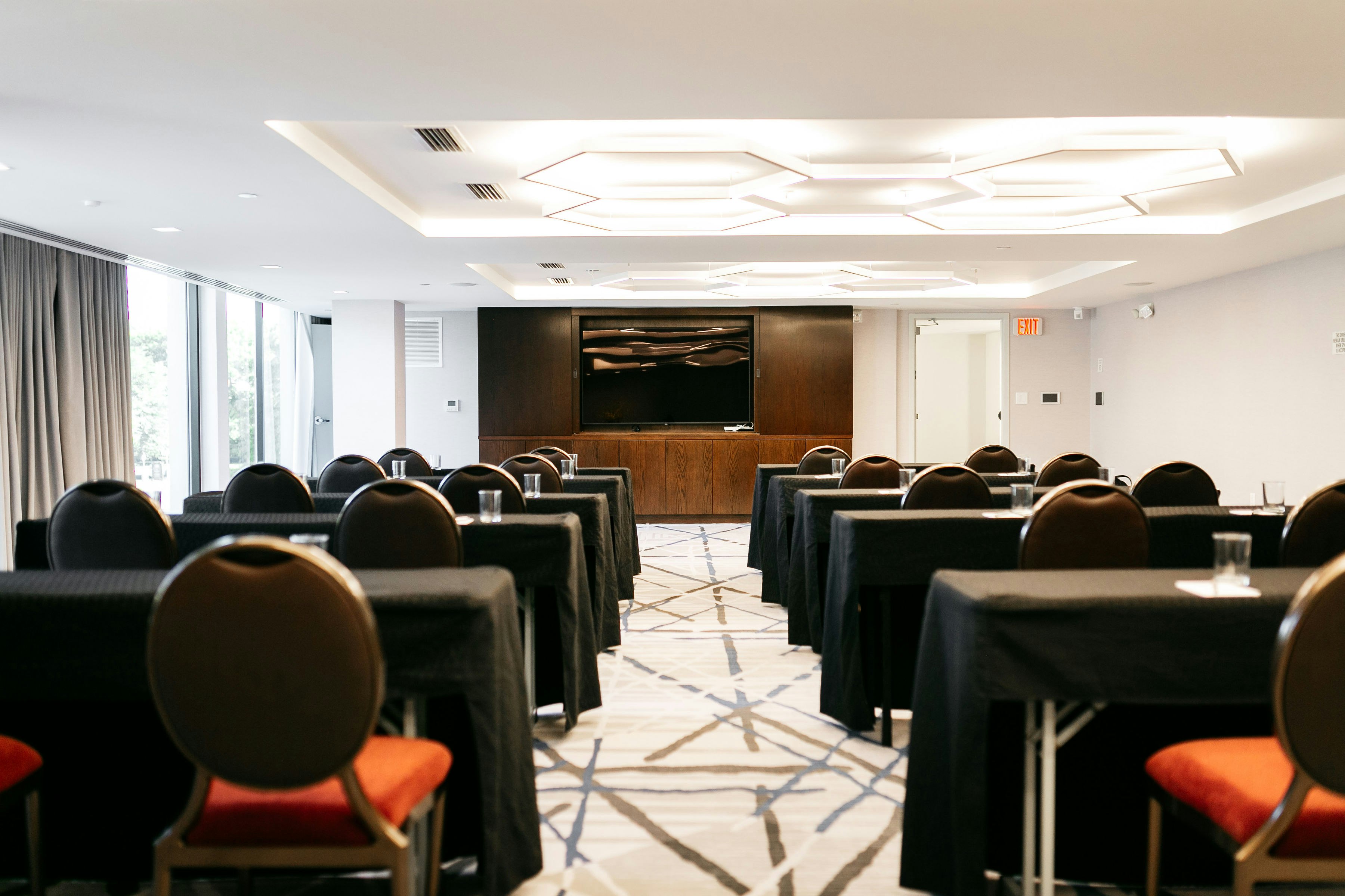 Graduate by Hilton Dallas 43/50