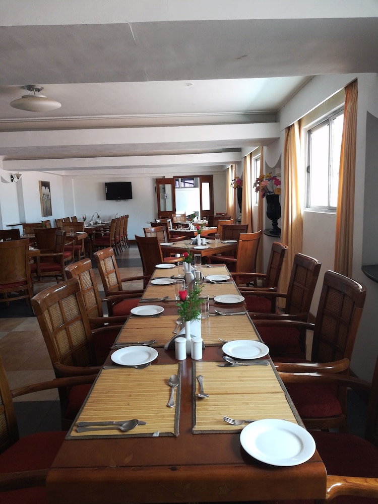 QUALITY INN SABARI RESORT 59/67
