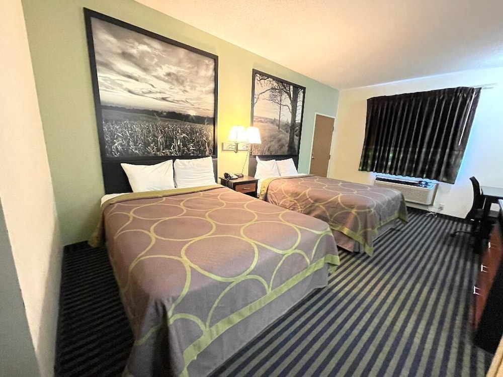 Red Lion Inn & Suites Gretna 9/30