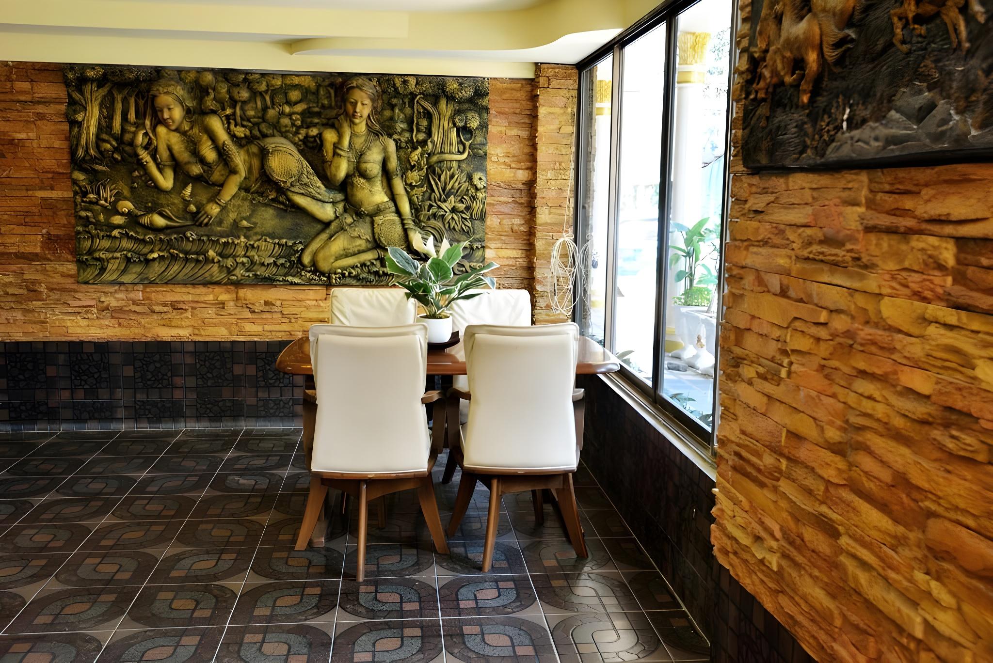 Jaranya Hotel Patong 4/39
